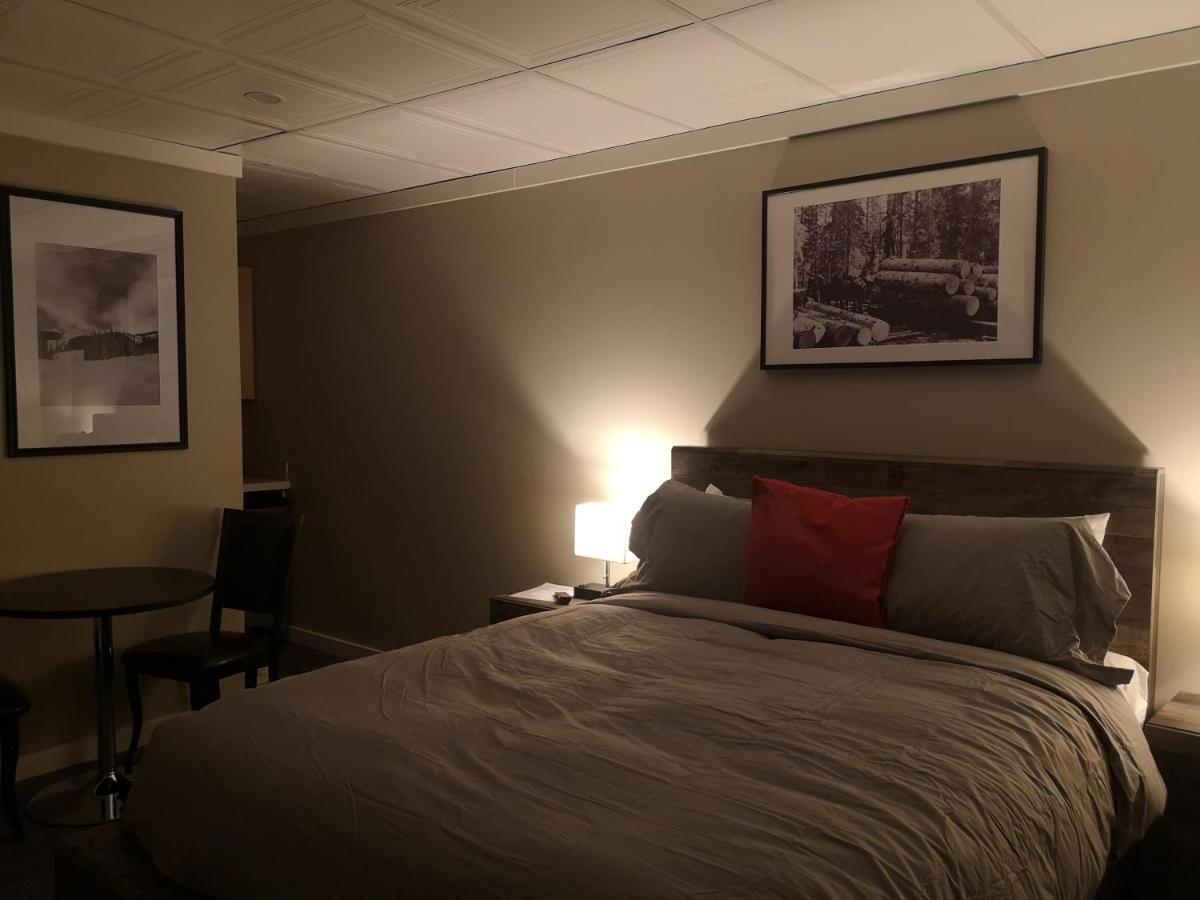 The Cache Hotel And Lodgings Golden Εξωτερικό φωτογραφία